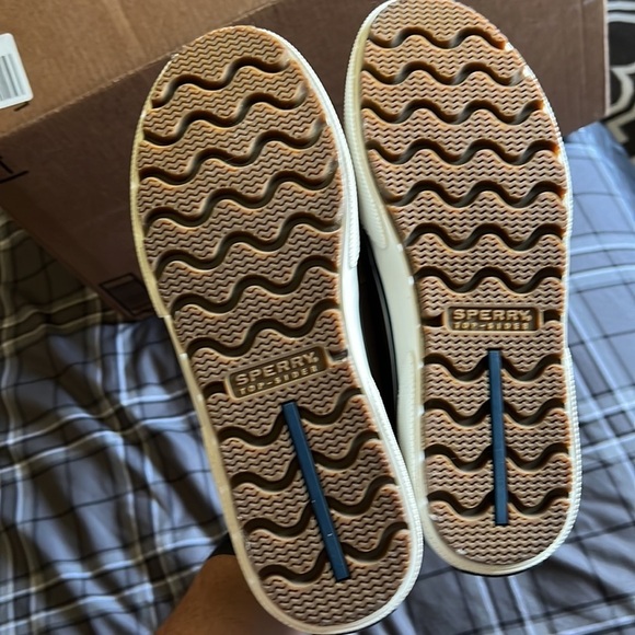 Sperry Halyard High-Top Sneaker in Dark Brown NWOT - Picture 11 of 15